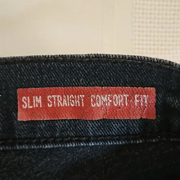 IZOD Men's Denim Jeans Slim Straight, Comfort Fit 36 × 32 Black - Picture 5 of 16